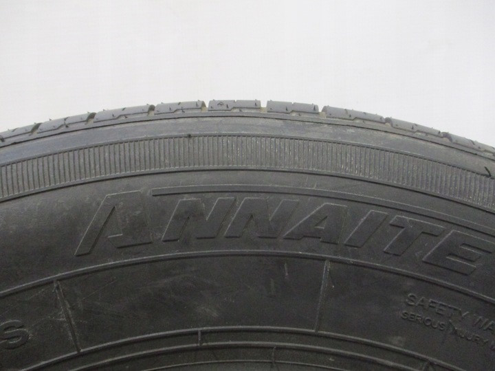 لاستیک 235/60/16 آناییت XV1
