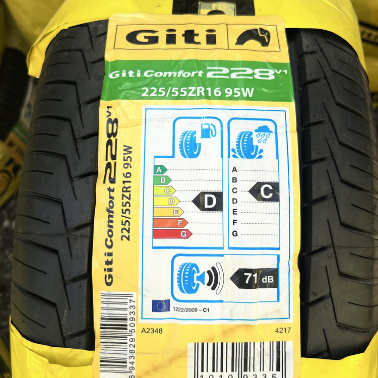 لاستیک 225/55/16 جی تی Giti Comfort 228